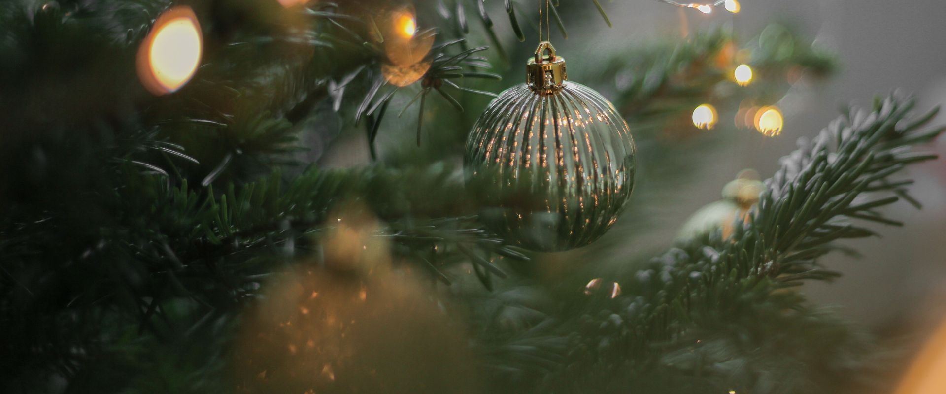 A Festive Retreat with Resplendent